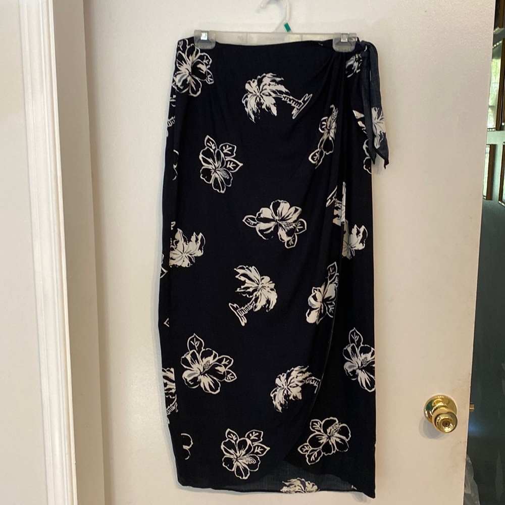 Wrap around skirt
